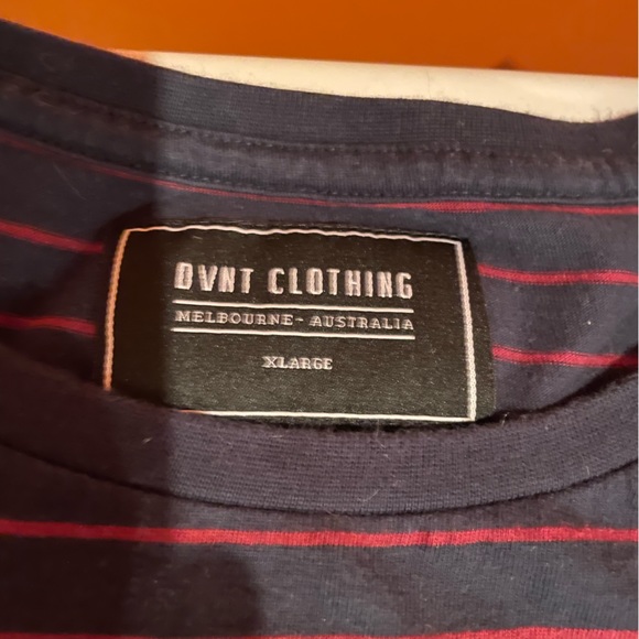 🇦🇺 🩸 Distressed DVNT Striped Tee Shirt Melbourne Blue Red Stripes 🇦🇺 - Picture 8 of 17